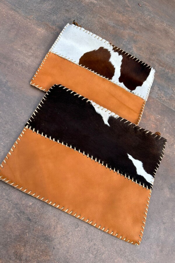 Half Leather Envelope Cowhide Marrón