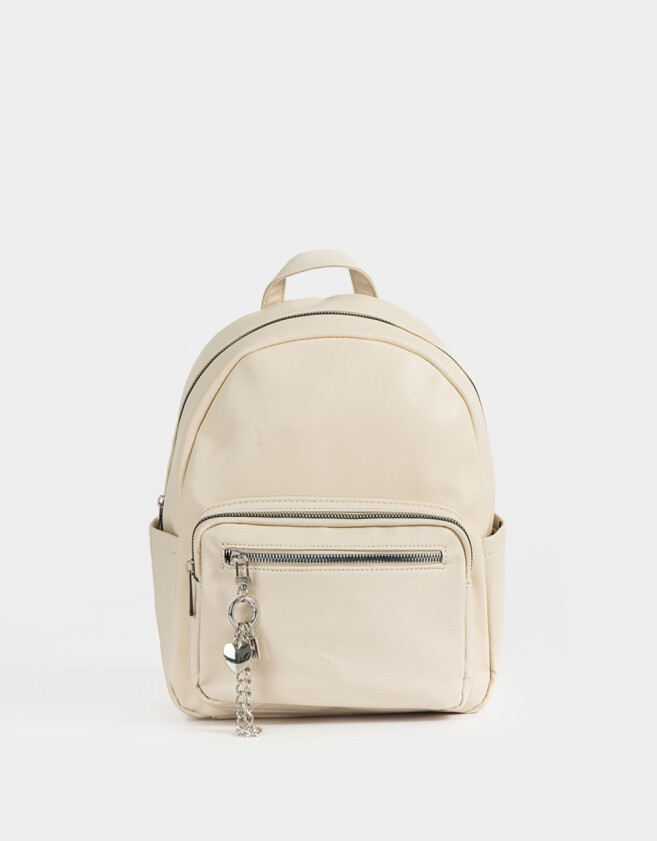 Mochilas Urbanas Mochila Con Charm Crudo - Blanco Crudo
