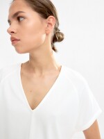 Camiseta Básica Cuello Pico blanco