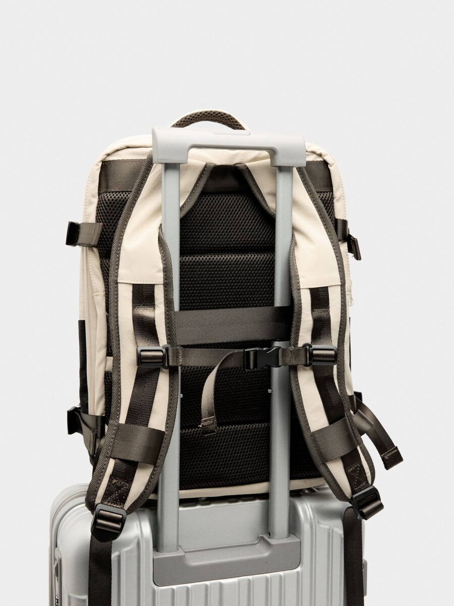 Mochila De Cabina Nylon Extensible Repelente Al Agua blanco