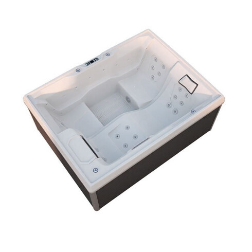 HIDROMASAJE EXTERIOR PARA 3 PERSONAS 2.12X1.57X80 INCLUYE CALENTADOR, PARLANTES CON BLUETOOTH, COBERTOR Y ESCALERA AQUALIA 000