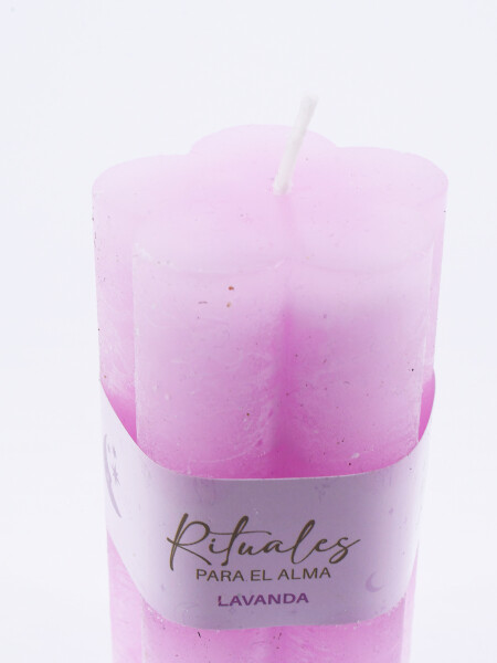 VELA FLOR FRUTILLA BLANCO