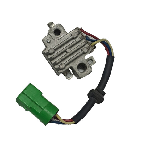 REGULADOR VOLTAJE GEELY GEELY CK1-CK2 DFM EFFA GONOW FICHA XXLIN/COM CHINO - REGULADOR VOLTAJE GEELY GEELY CK1-CK2 DFM EFFA GONOW FICHA XXLIN/COM CHINO -
