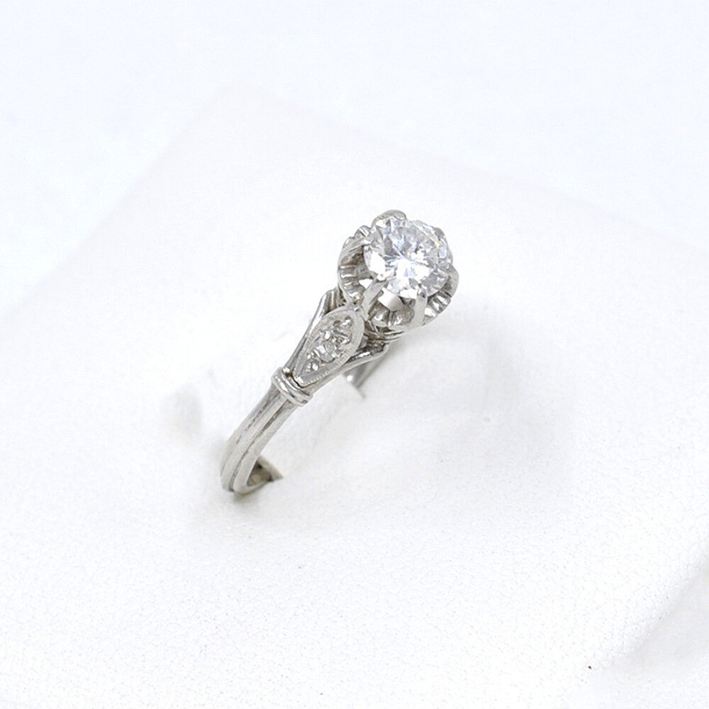 Anillo Antiguo En Oro 18K, Brillantes Y Diamantes Anillo Antiguo En Oro 18K, Brillantes Y Diamantes
