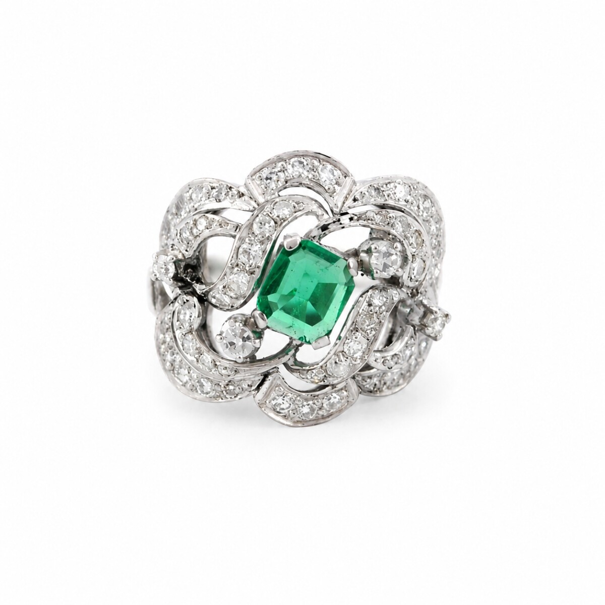Anillo latino brillantes y esmeralda 