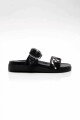 REVELRY STUDDED SANDAL Negro