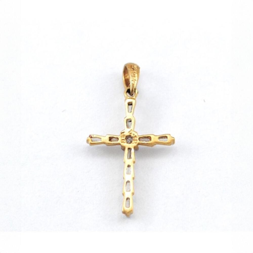 Cruz Oro 18K Y Brillantes Cruz Oro 18K Y Brillantes