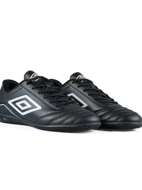 Calzado Classico III IC Umbro Hombre 029