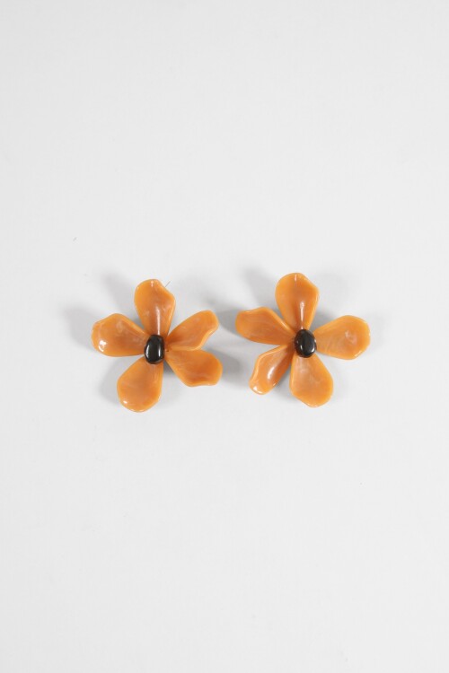 Caravanas flor acrilico camel