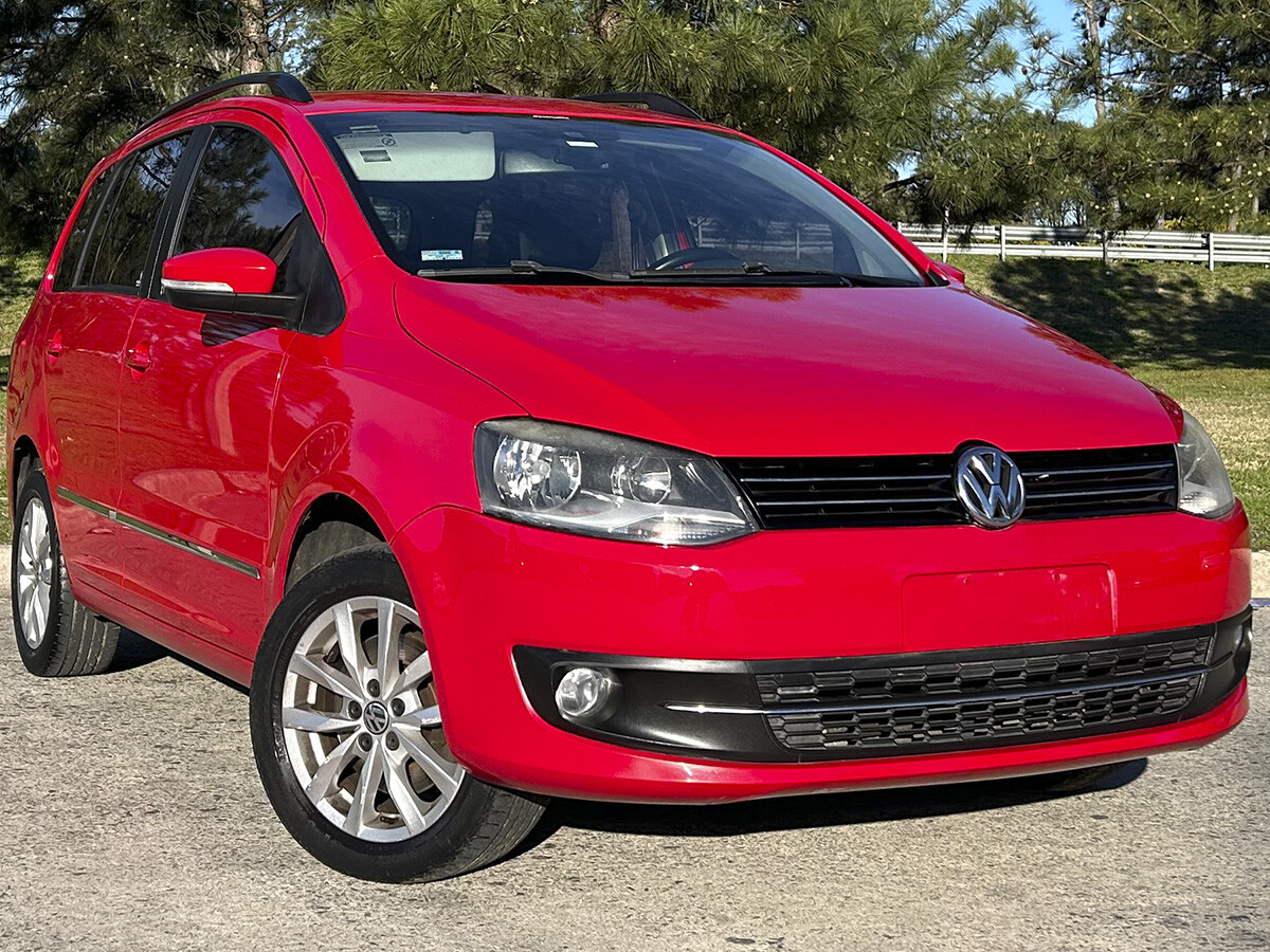 Volkswagen Suran con Ficha Oficial | Permuta / Financia Volkswagen Suran con Ficha Oficial | Permuta / Financia