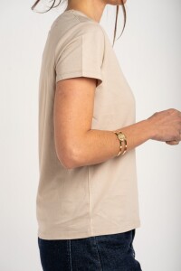 Remera Escote V Algodón Nude