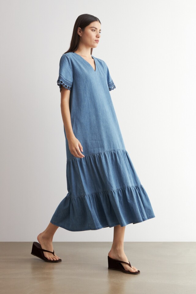 Vestido de jean bordado jean medio
