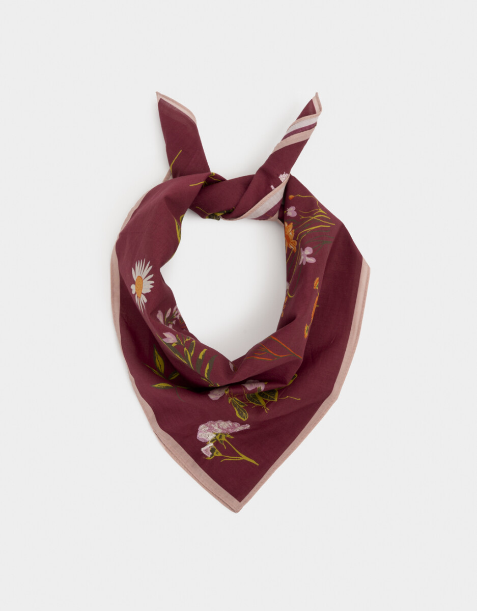 Pañuelo De Material Reciclado 