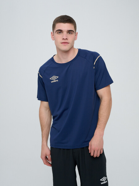 REMERA TERREN Umbro Hombre 001