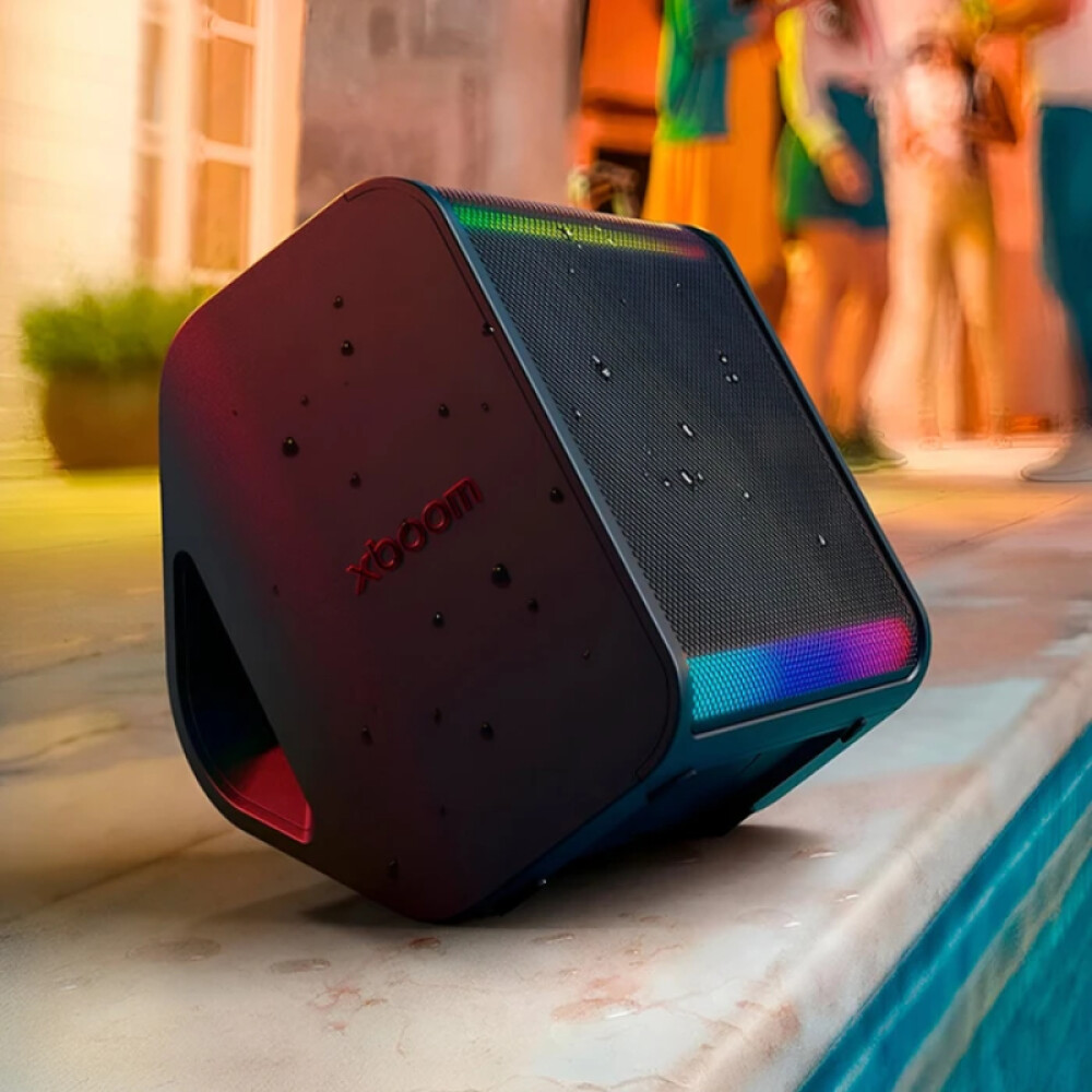 Parlante LG xboom Stage 301 negro