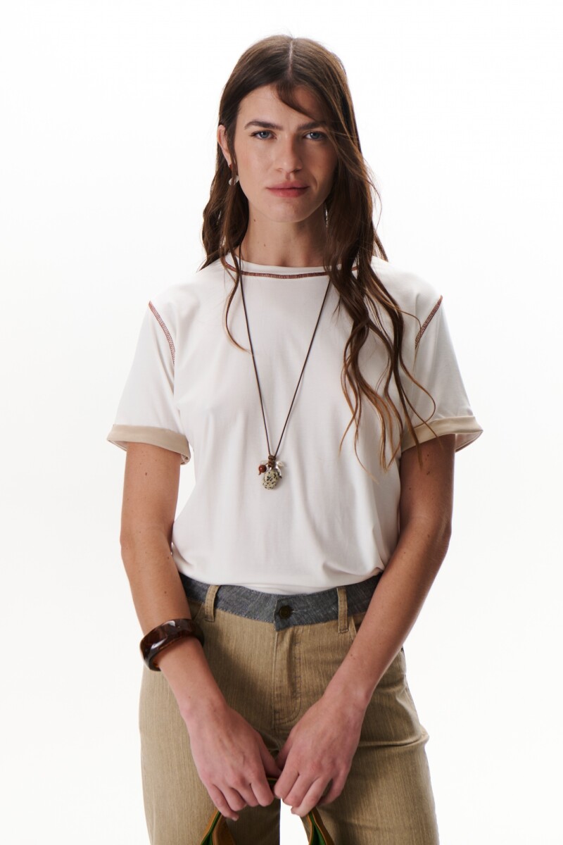 REMERA MAGELA BLANCO