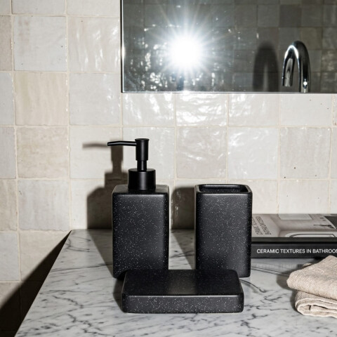 Set accesorios para baño cerámica textura negro Set accesorios para baño cerámica textura negro