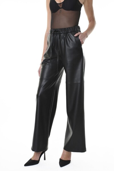 PANTALON RECTO Negro