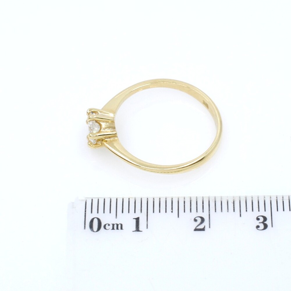 Anillo solitario en oro 18k amarillo Anillo solitario en oro 18k amarillo