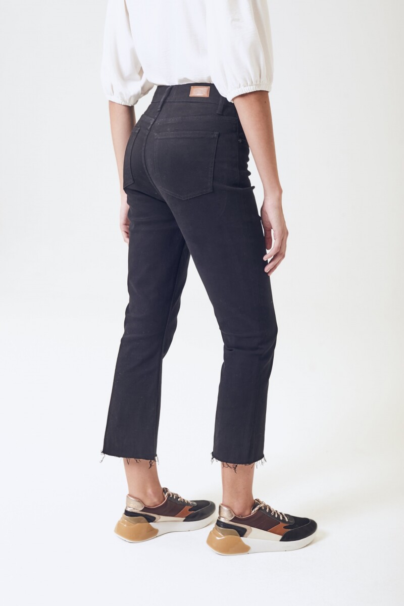 Jean Crop Flare Negro