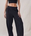 Pantalon Pinzado Lino Negro