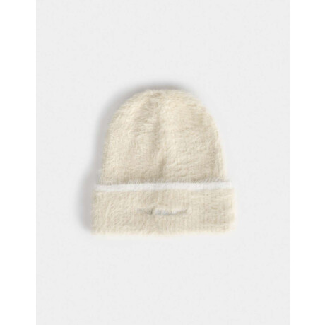 Gorro Peluche Bordado Blanco Crudo