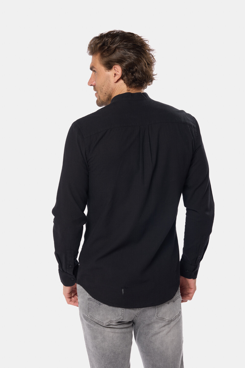 CAMISA DE LINO CUELLO MAO Negro