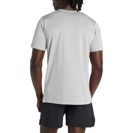 Remera New Balance Sport Essentials Utility Grey