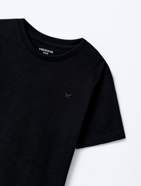 CAMISETA BÁSICA INFANTIL MODELO REGULAR NEGRO