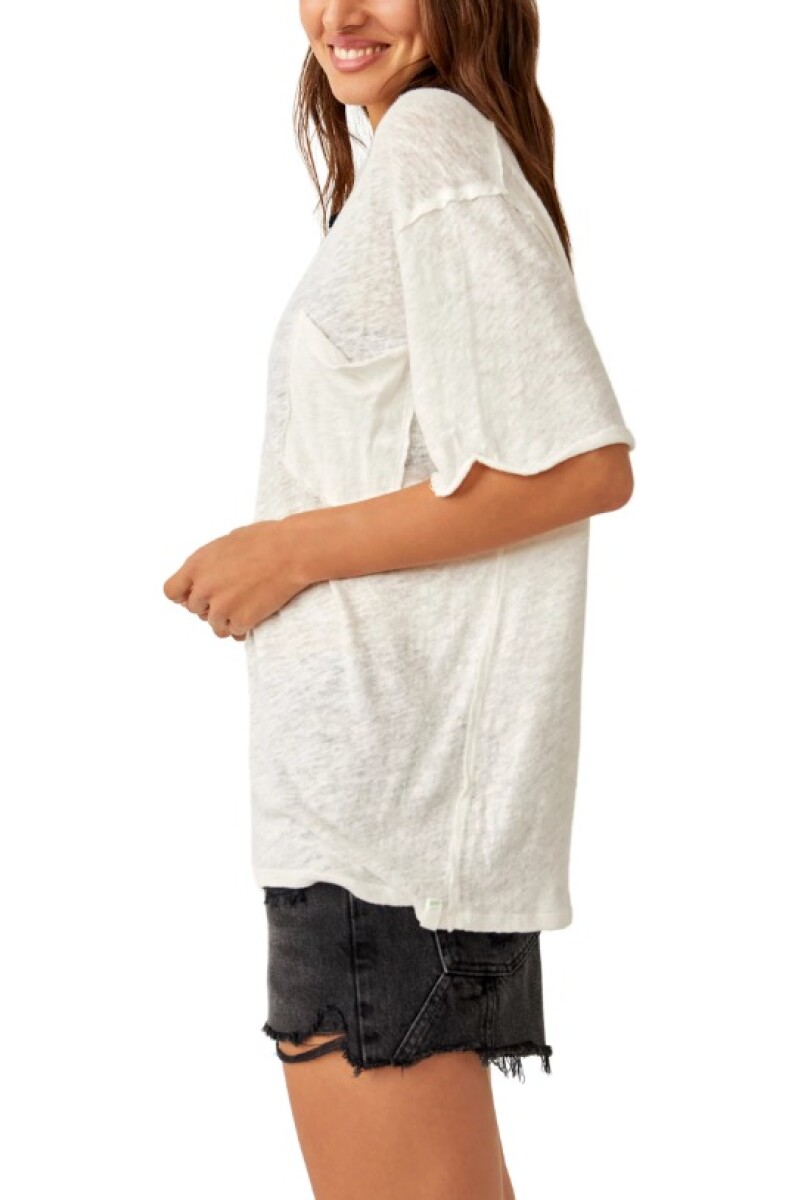CAMISETA ALL I NEED Marfil
