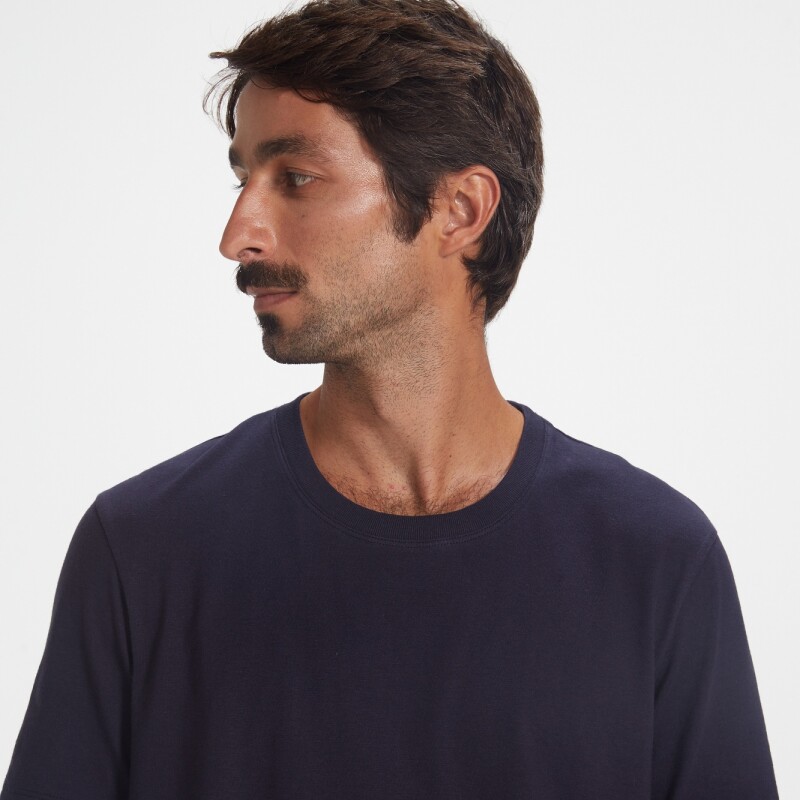 CAMISETA MM MASC AZUL ESCURO