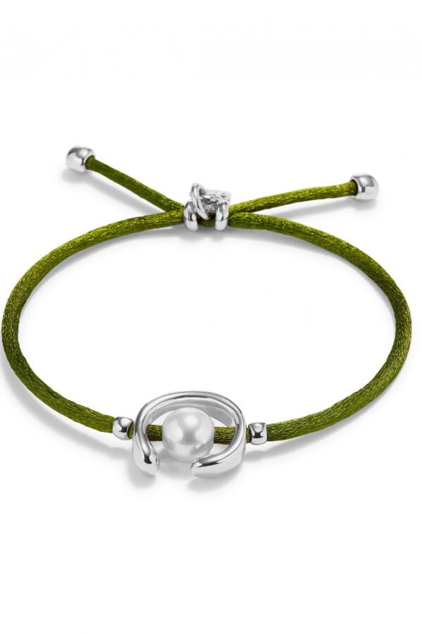 PULSERA DE HILO VERDE OSCURO CON PERLA SHELL FORNITURA BAÑADA EN PLATA DE LEY. Pulsera