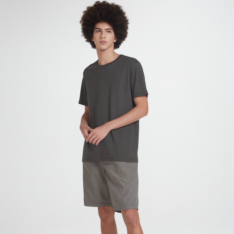CAMISETA MM MASC GRIS OSCURO