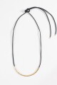 Collar con cordón y dije acero dorado