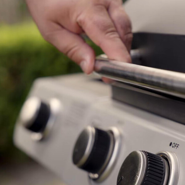 Parrilla A Gas Con Anafe Kassel Ks-grgas PARRILLA A GAS C/ ANAFE KASSEL KS-GRGAS