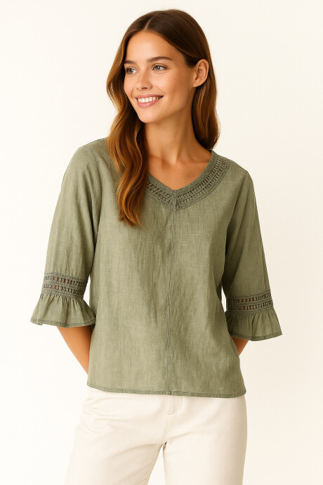 Blusa Surnia Verde Grisaceo