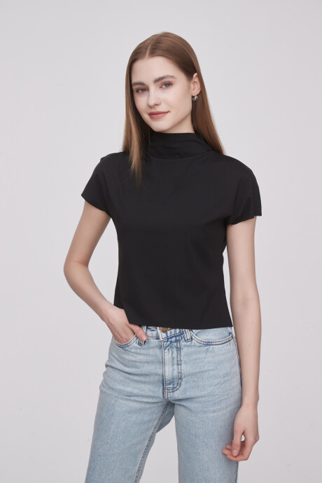 Remera Surada Negro