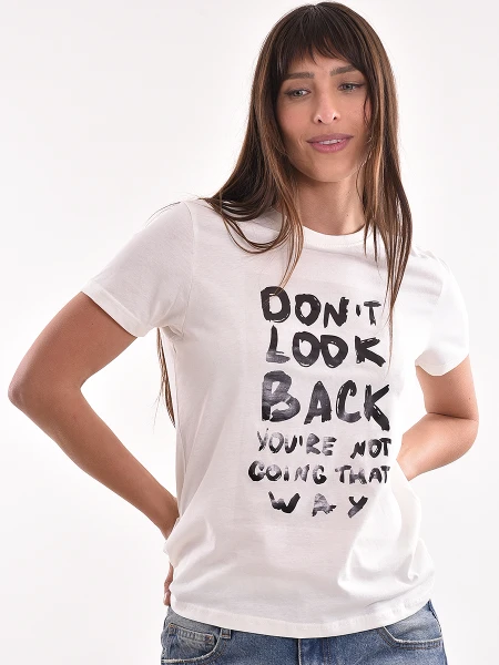 REMERA DENA ESTAMPADO 10