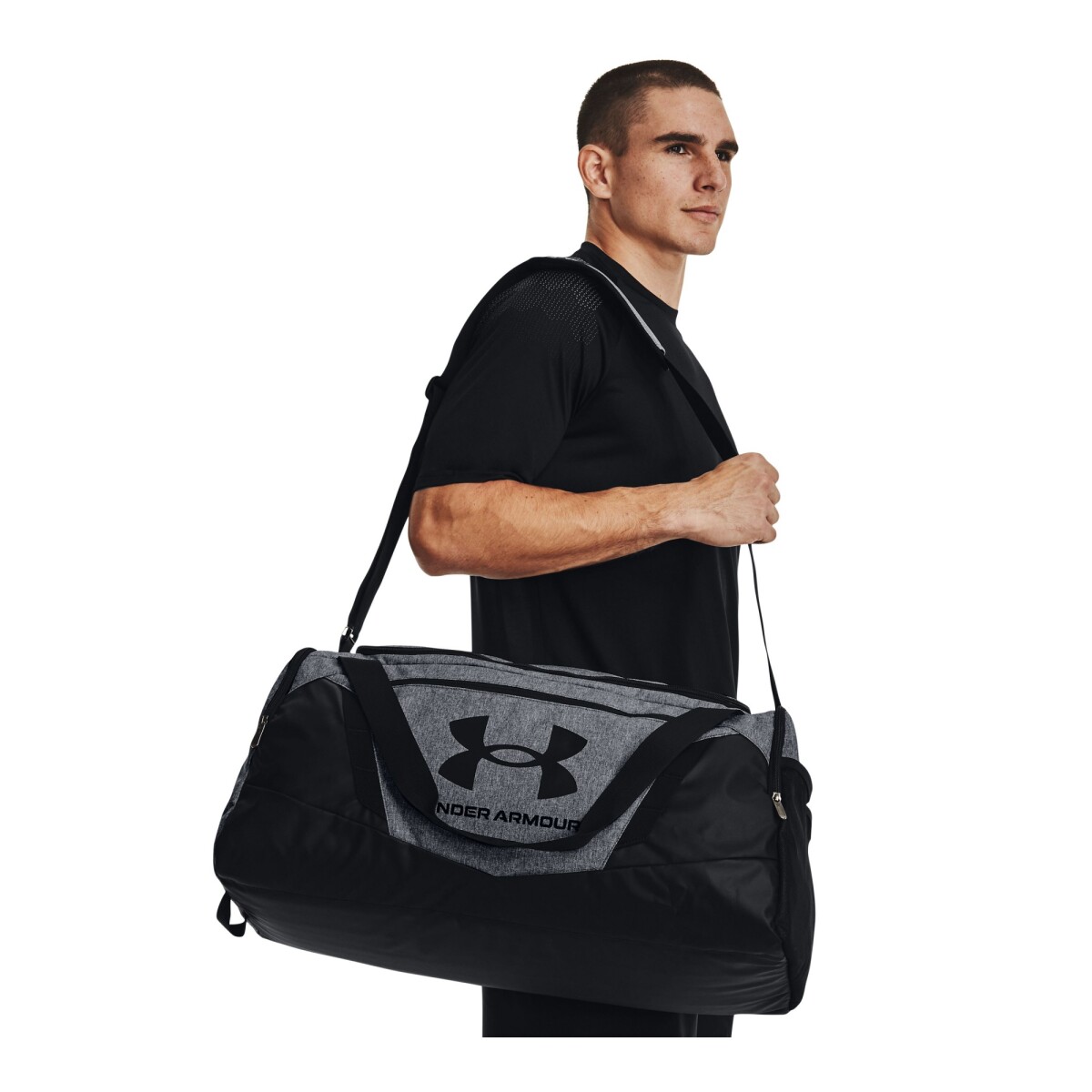 Bolso Under Armour Undeniable 5.0 223 - GRIS 