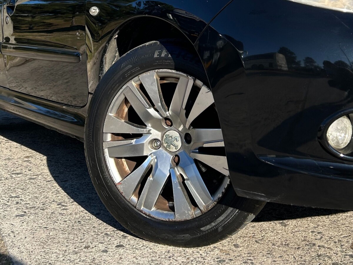 Peugeot 207 Compact One Line 1.4 | Permuta / Financia Peugeot 207 Compact One Line 1.4 | Permuta / Financia