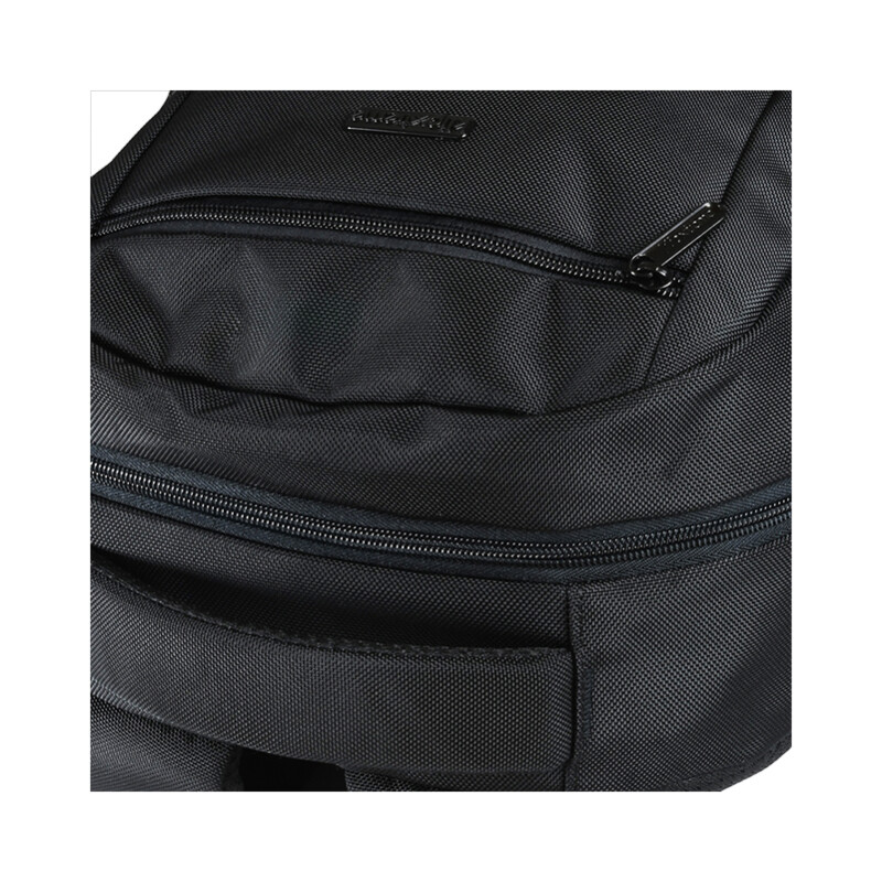 Mochila Para Notebook Klip Xtreme Emblem KNB-582 15.6" Black Mochila Para Notebook Klip Xtreme Emblem KNB-582 15.6" Black