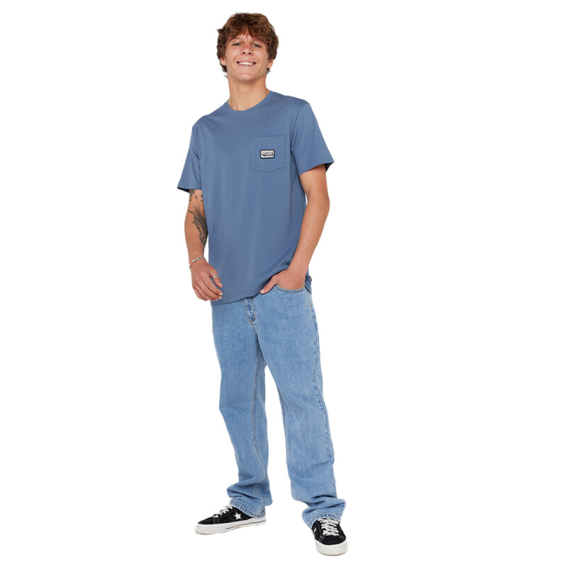 Remera Rip Curl Sportline Badge Ss Tee - Azul Remera Rip Curl Sportline Badge Ss Tee - Azul