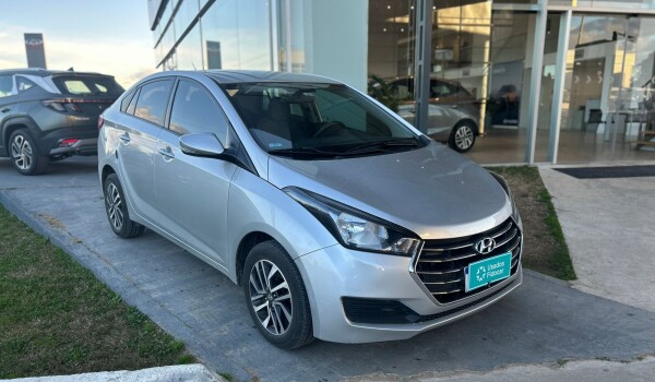 Hyundai HB20S Comfort Plus 1.6 2017 Hyundai HB20S Comfort Plus 1.6 2017