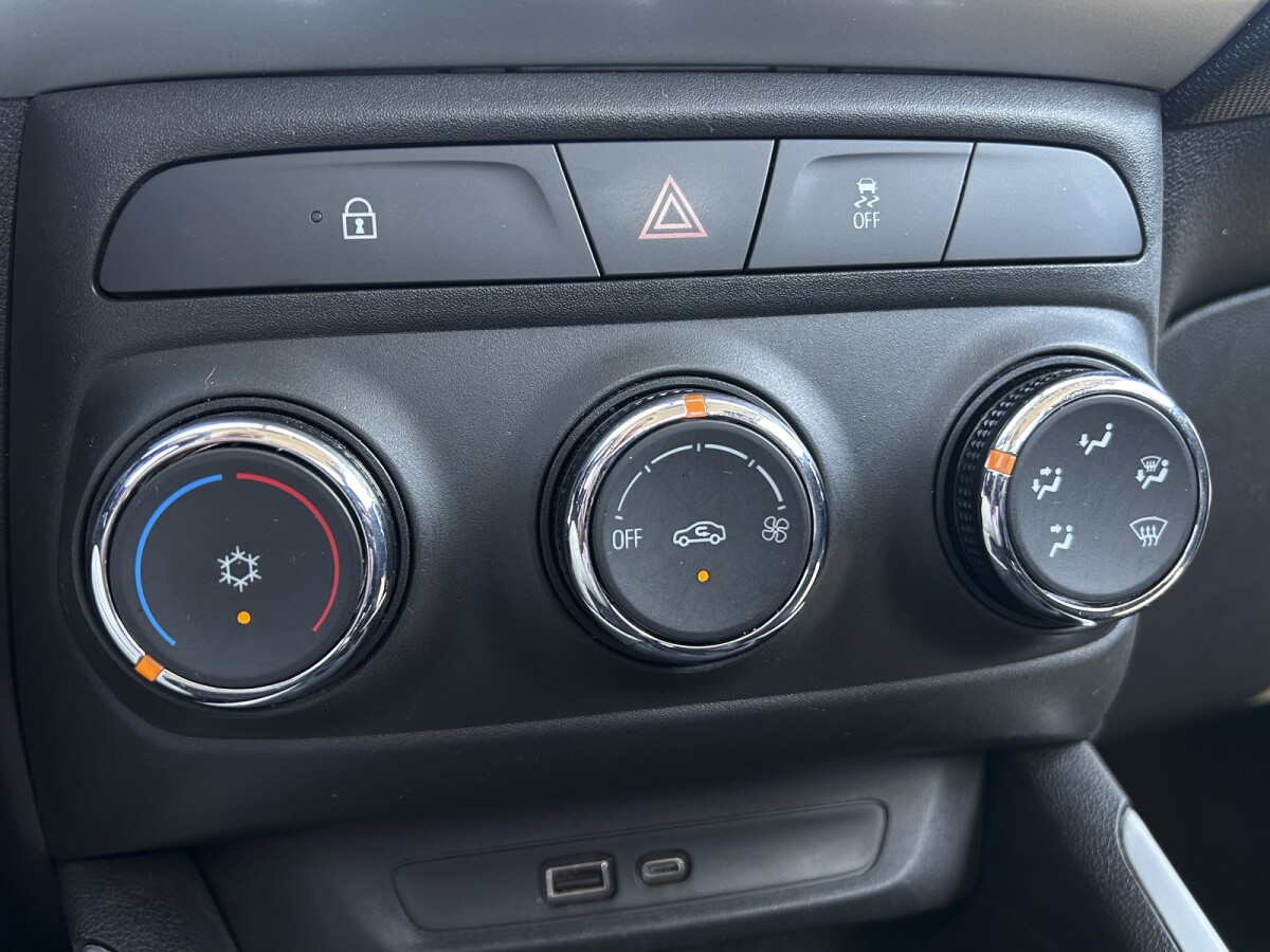 Chevrolet Montana LS 1.2T Extra Full | Permuta / Financia Chevrolet Montana LS 1.2T Extra Full | Permuta / Financia