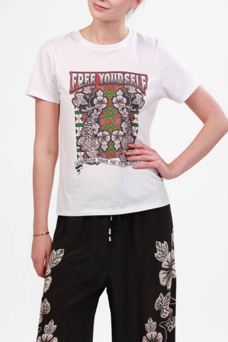 Pre Venta - Remera Blossom White Pre Venta - Remera Blossom White