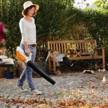 Soplador a batería BGA45 Stihl Soplador a batería BGA45 Stihl