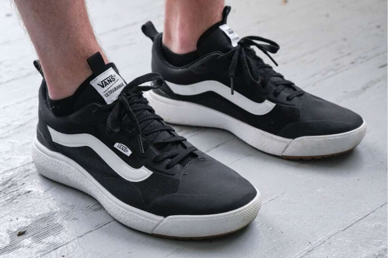 Zapatos vans gris con negro uruguay on sale