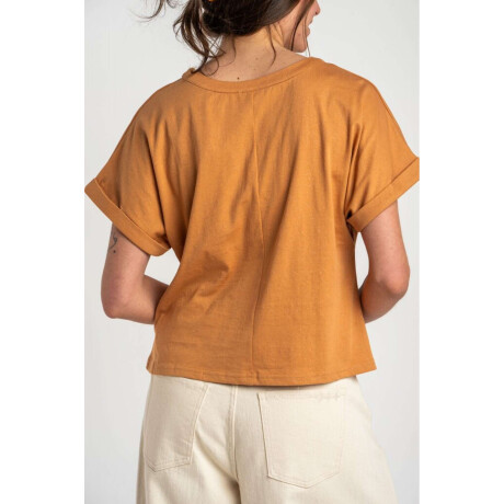 Remera Camel
