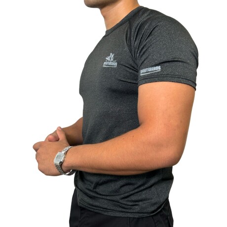 Remera DryFit manga corta - Aventureros Negro