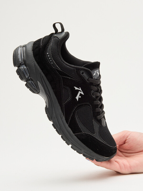 CHAMPIONES BAMBI RUSTY Negro